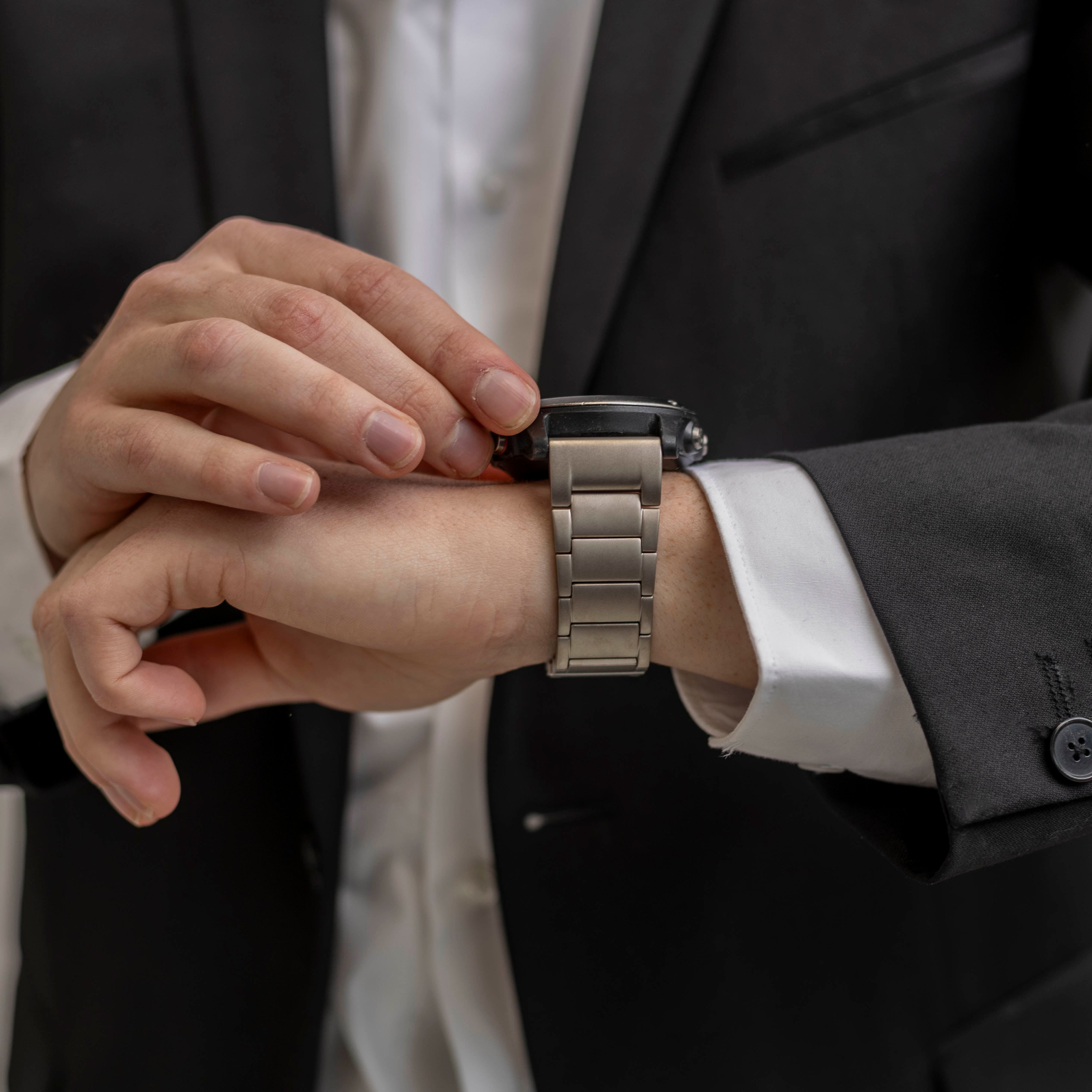 Garmin Fenix 7x magnetische titanium band (titanium)