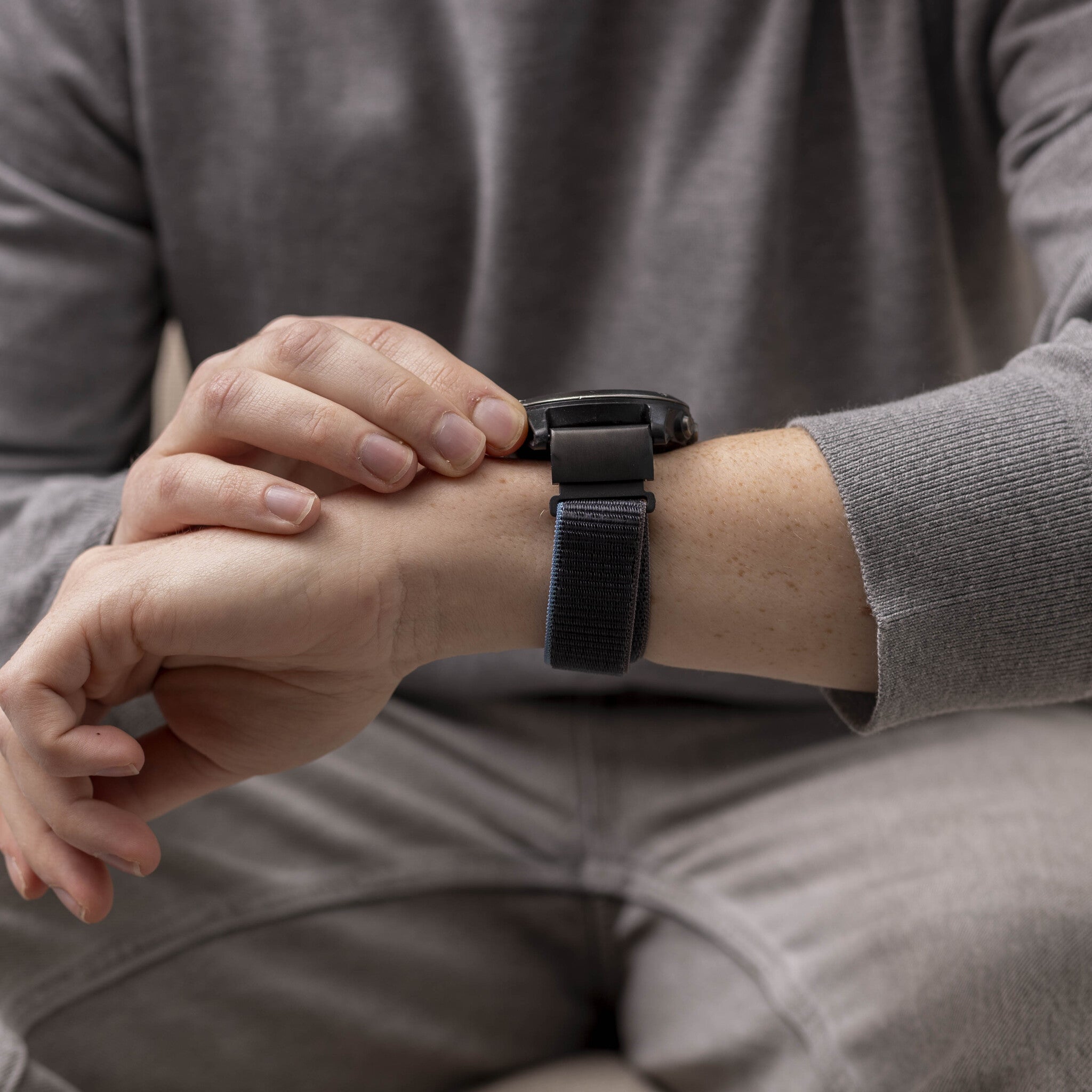 Garmin Tactix 7 Pro nylon band (charcoal)