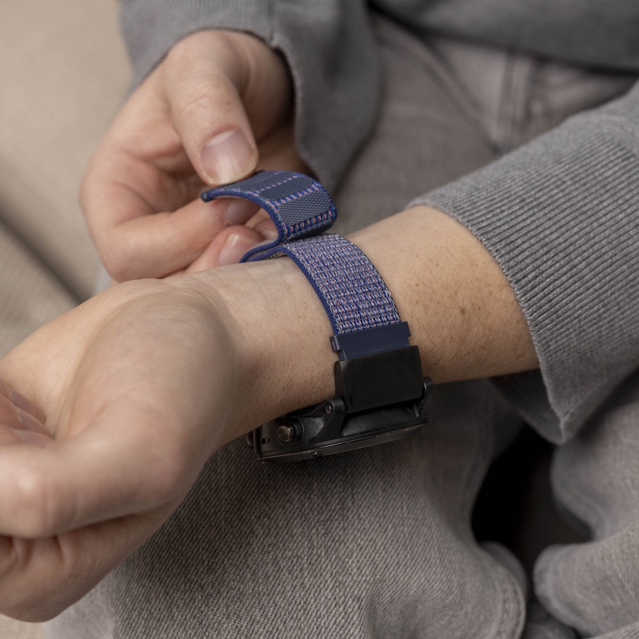 Garmin Descent G2 Nylon Strap (Blue)