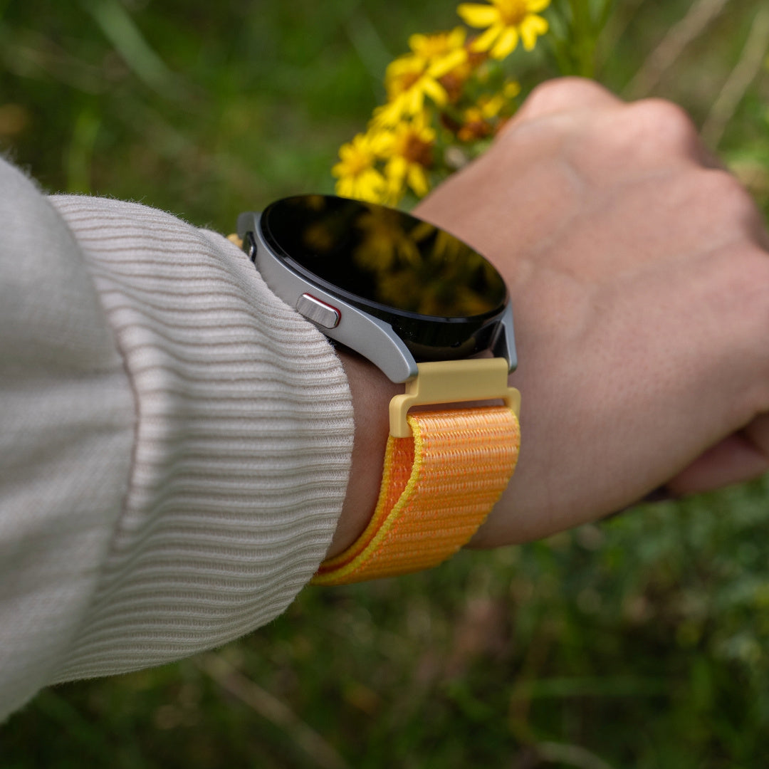 Fossil Gen 4 Explorist (HR) nylon band (lichtgeel)