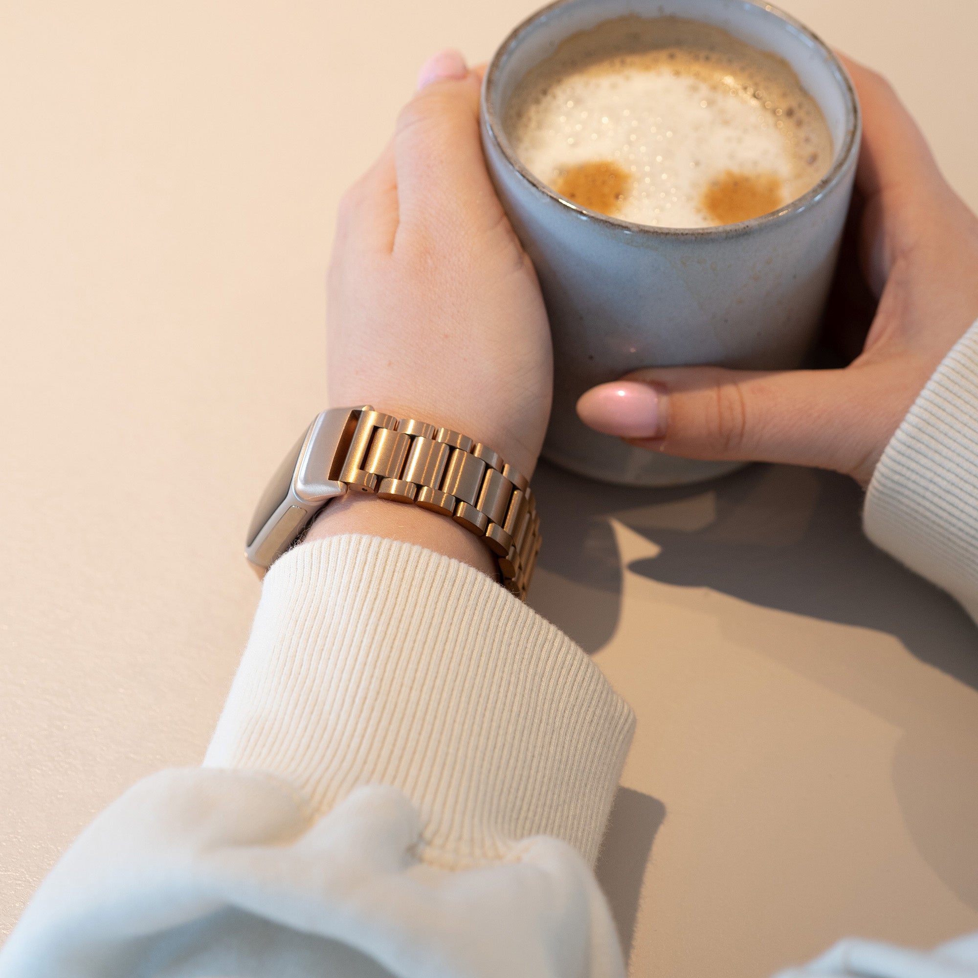 Fitbit Charge 5 stalen band (rosé goud)