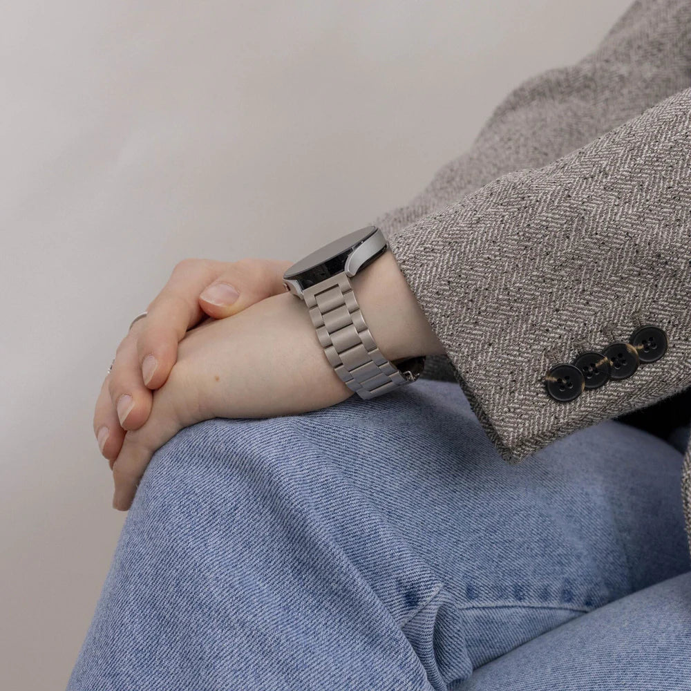 Withings ScanWatch Nova stalen band (sterrenlicht)