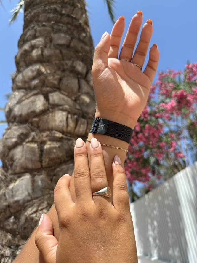 xoxo Wildhearts Apple Watch Milanese band (zwart)