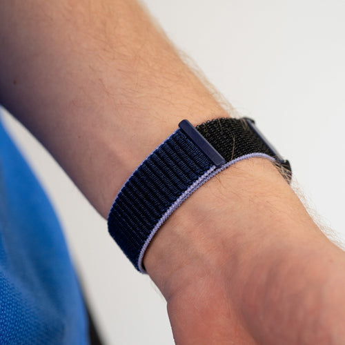 Garmin Venu 4 - 45mm Nylon Strap (Blue/Black)
