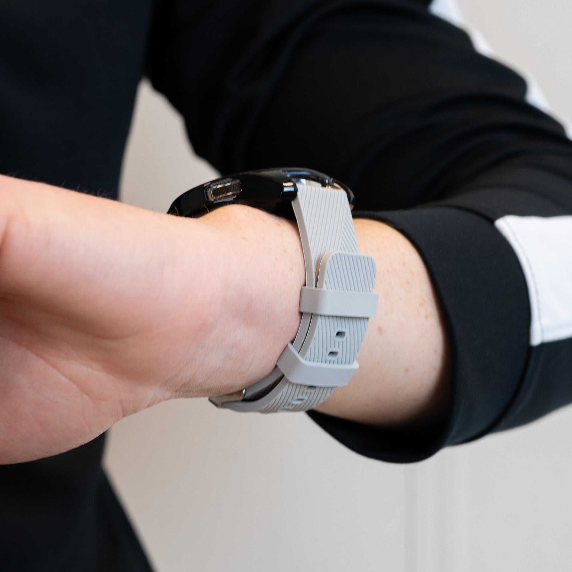 Bandz OnePlus Watch 3 siliconen band 'Deluxe' (grijs)