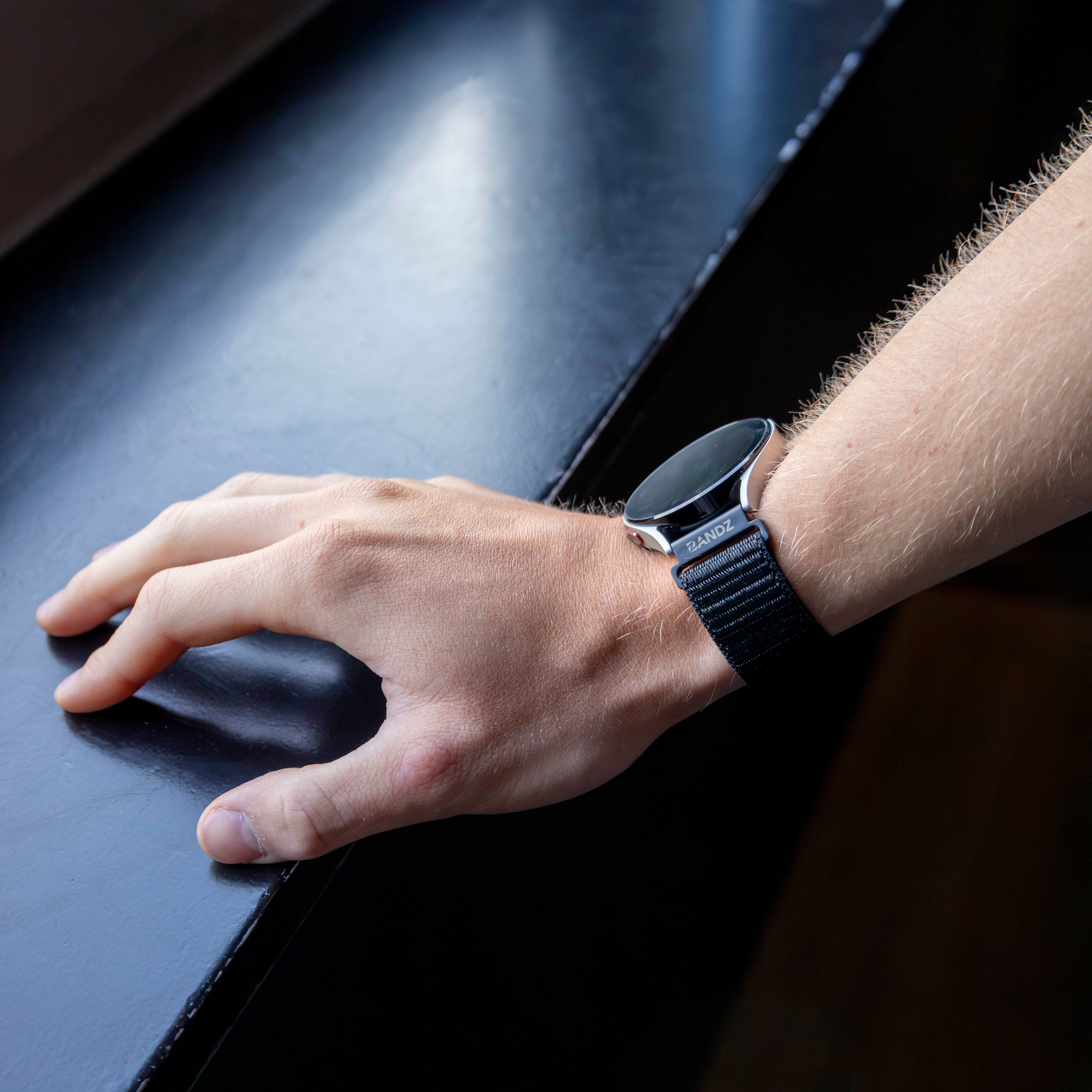 Bandz Amazfit Active Max nylon loop band (zwart)