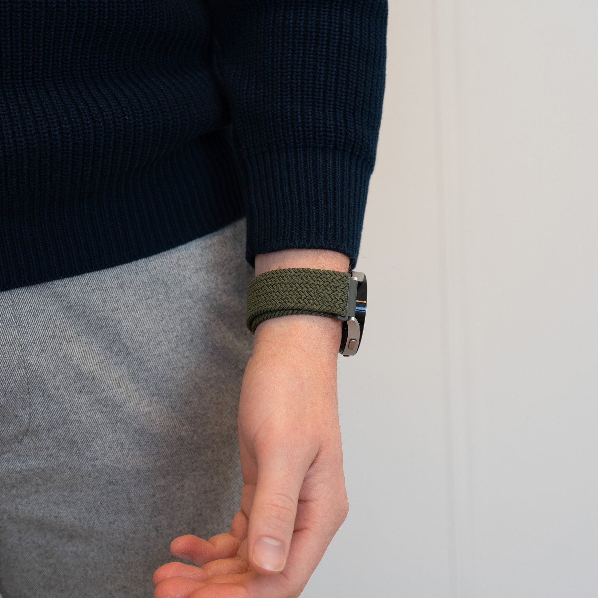 Bandz Garmin Vivomove Trend gevlochten nylon band (olijfgroen)