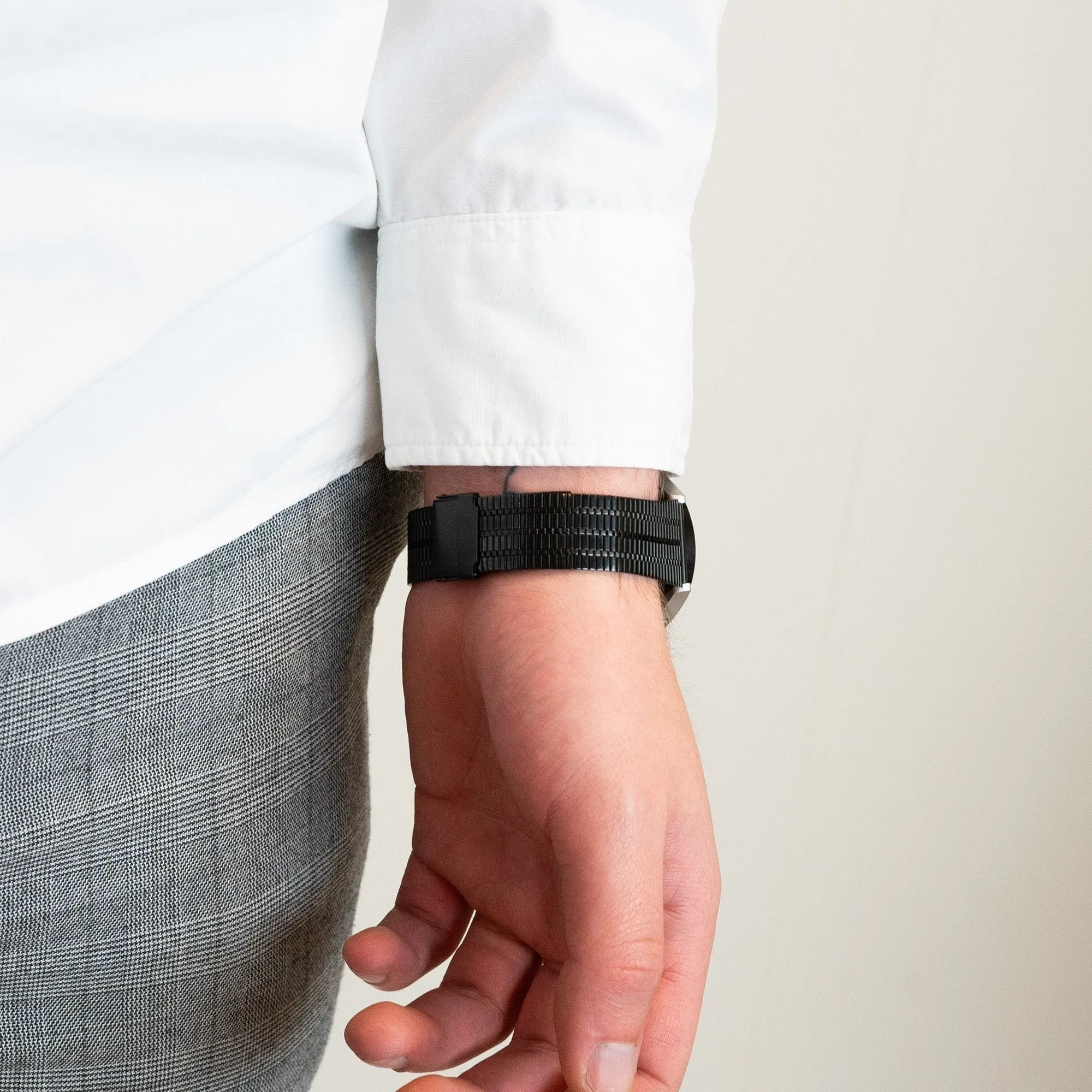 Bandz Coros Apex 42mm Adjustable Steel Strap (Black)