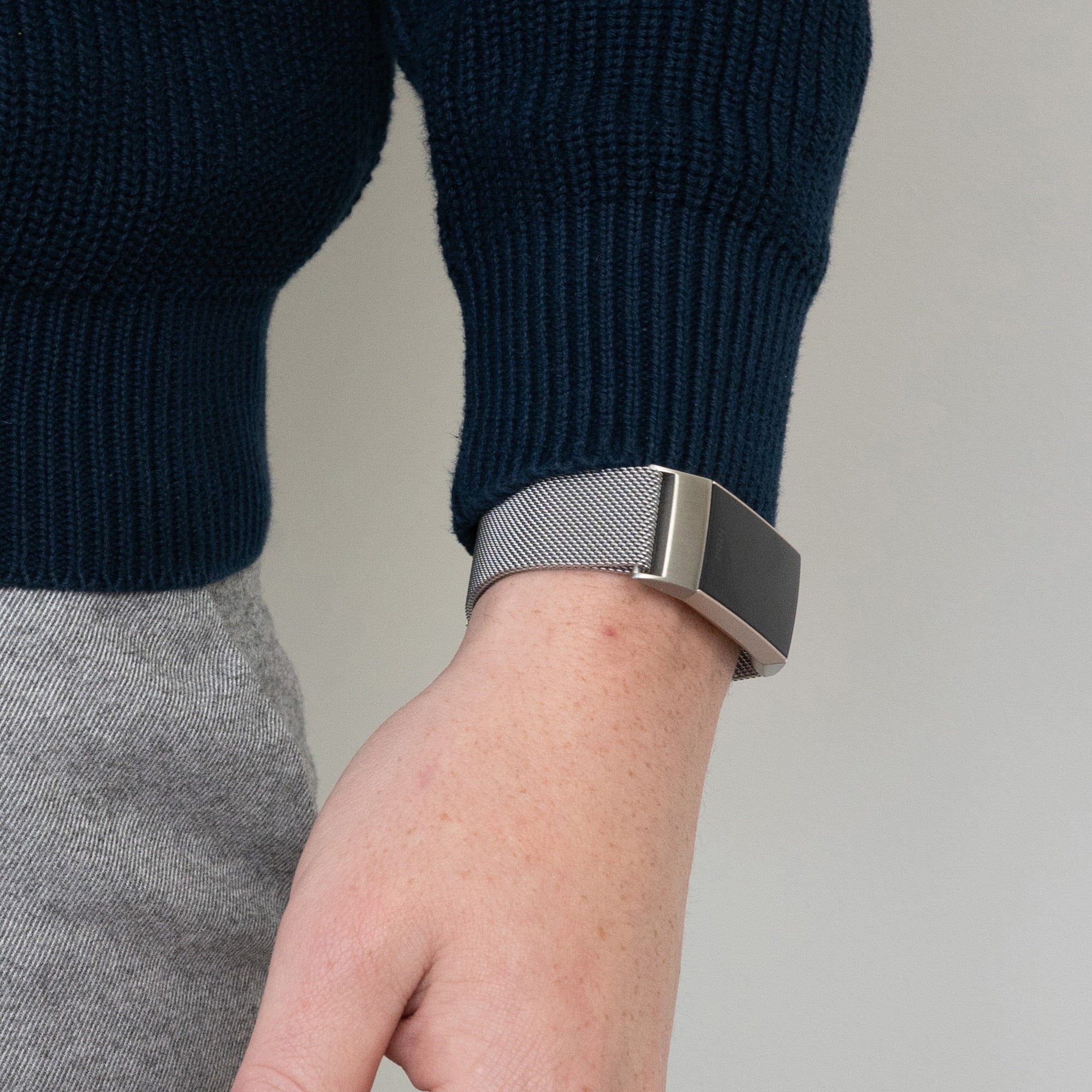 Bandz Fitbit Charge 4 Milanese loop band (zilver)