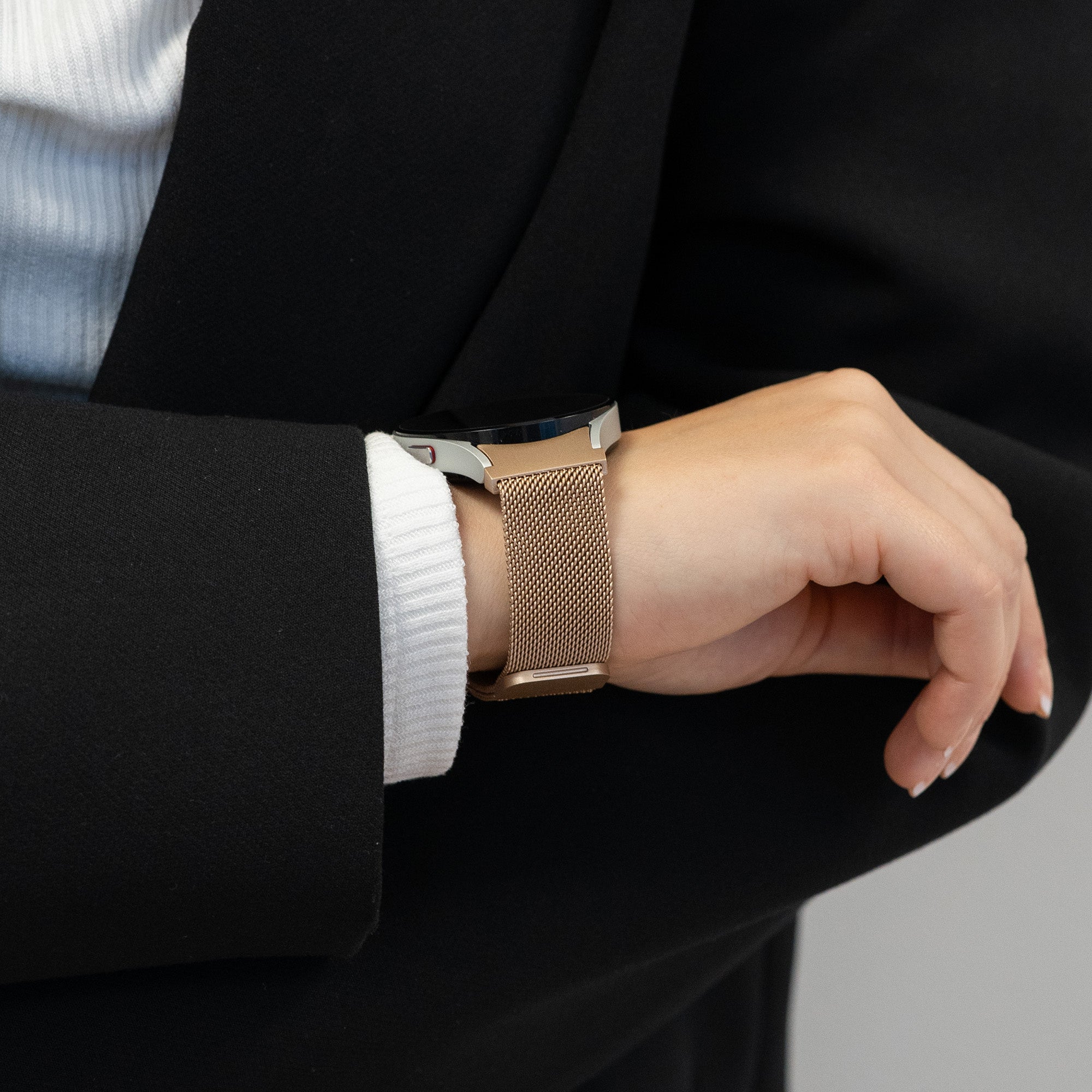 Bandz Samsung Galaxy Watch 5 Pro Milanese loop band (roségoud)