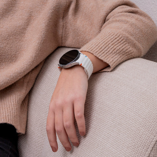 Samsung Galaxy Watch 4 40mm Wave Strap (White)