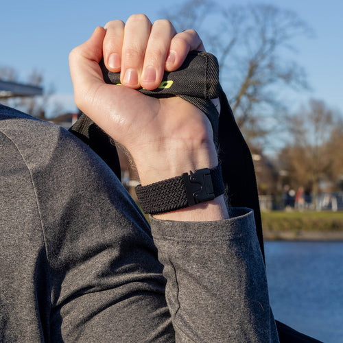 Bandz Apple Watch Ultra gevlochten band met P-buckle (zwart)