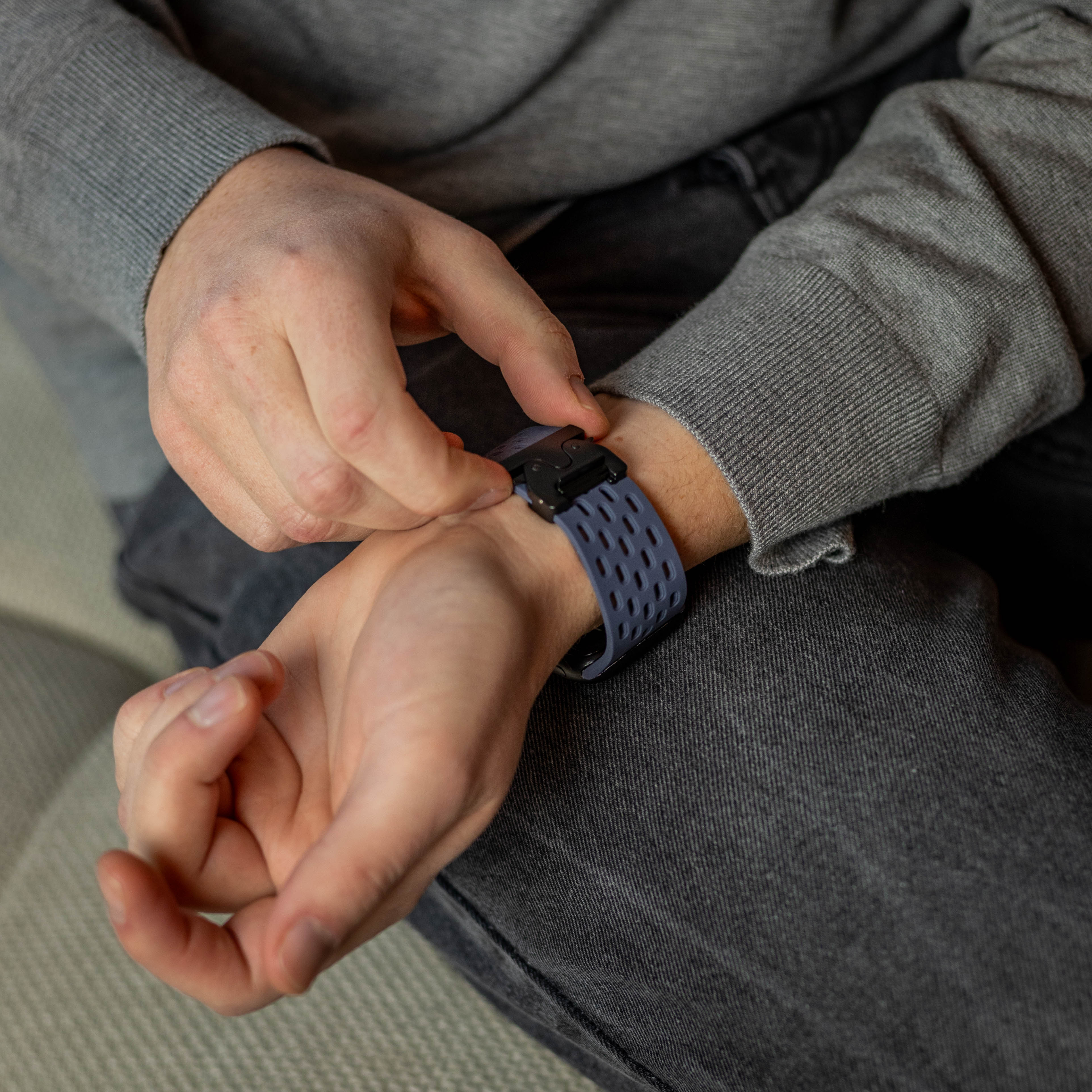 Apple Watch siliconen air bandje met P-Buckle (grijsblauw)