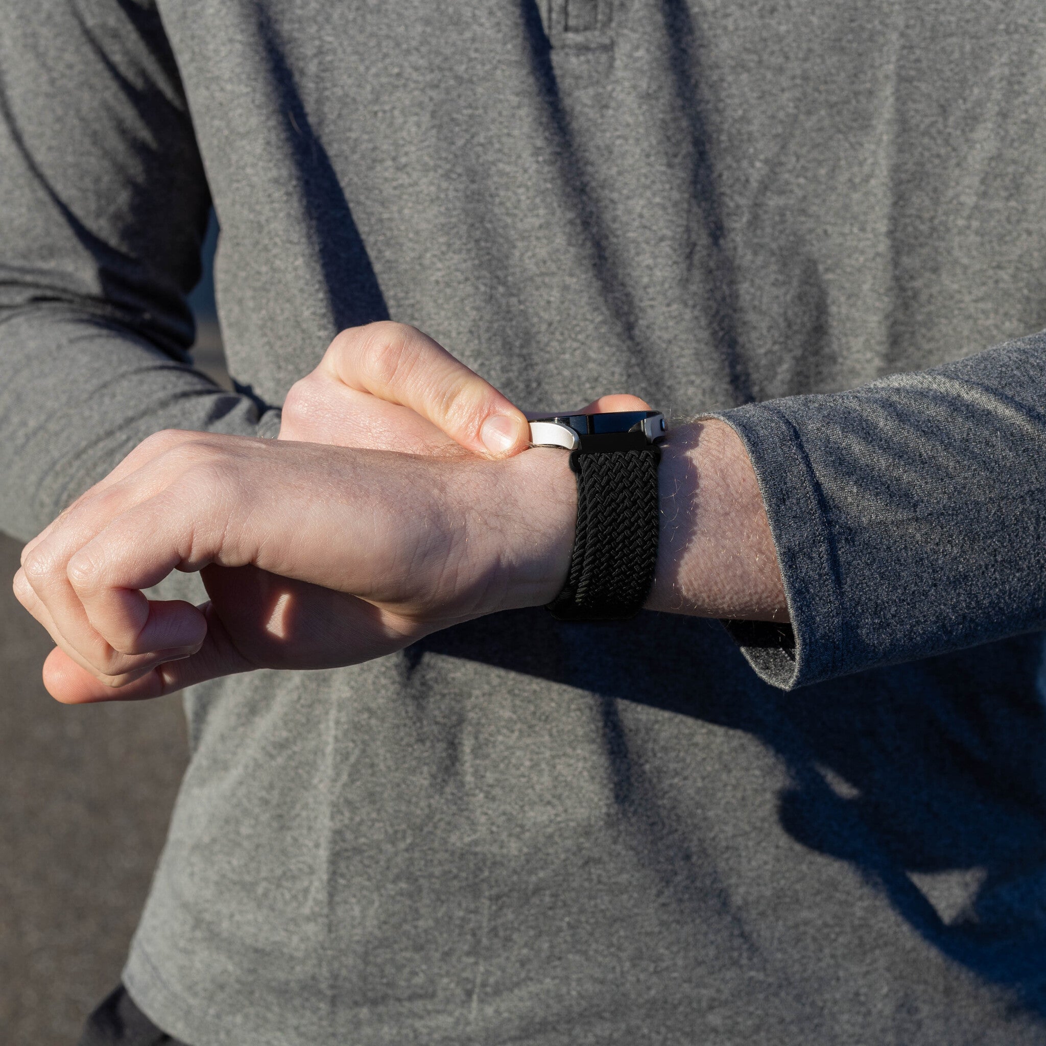 Fossil Gen 4 Explorist (HR) gevlochten band met P-buckle (zwart) 