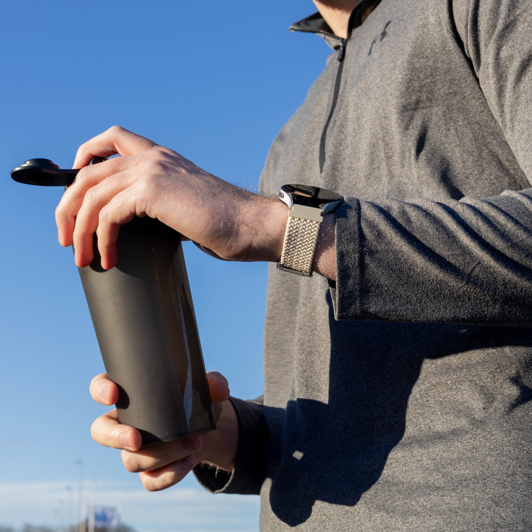 Garmin Vivoactive 5 gevlochten band met P-buckle (sterrenlicht)