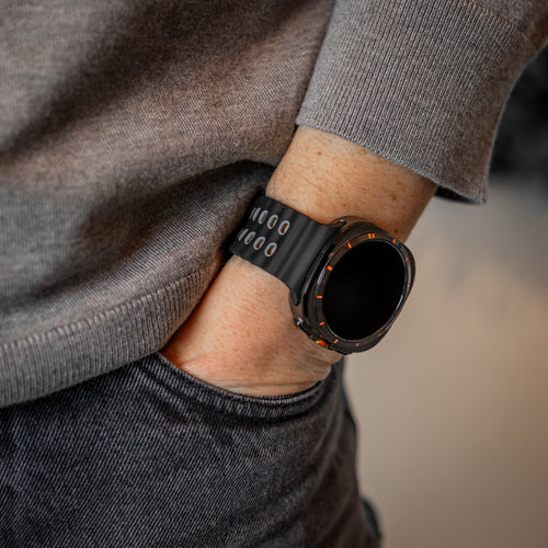 Samsung Galaxy Watch Ultra 2 wave siliconen bandje (zwart/grijs)
