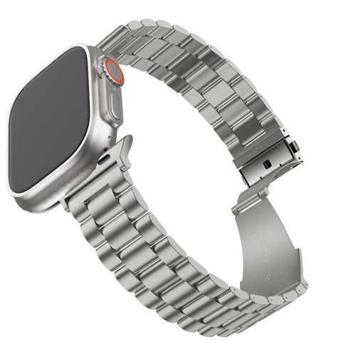 BALR Apple Watch Titanium Strap (titanium)