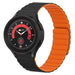 Samsung Galaxy Watch 5 Pro magnetisch siliconen bandje (zwart/oranje)