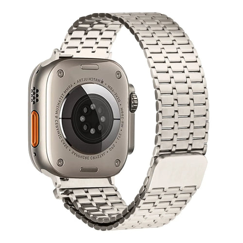 Metal Mesh Strap 'Deluxe', starlight, on a watch, 3/4 rear view