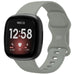 Fitbit Sense 2 siliconen classic bandje (grijs)