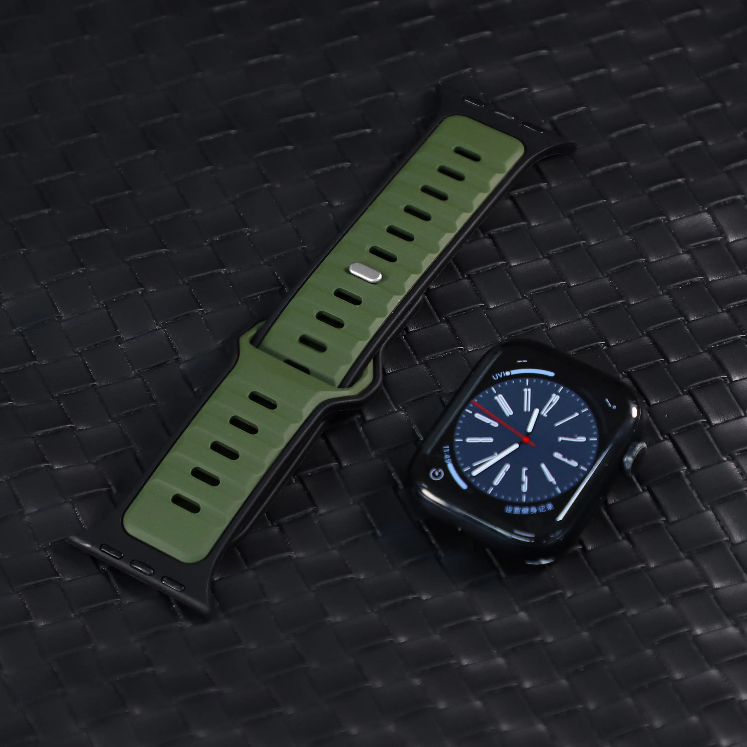 Apple Watch premium outdoor siliconen bandje (legergroen/zwart)
