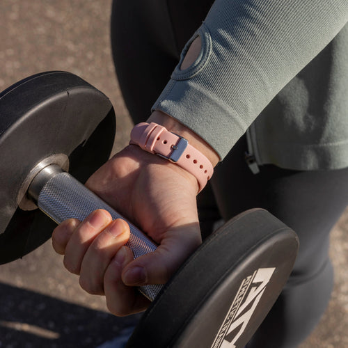 Fitbit Versa 4 luxe siliconen bandje (roze)