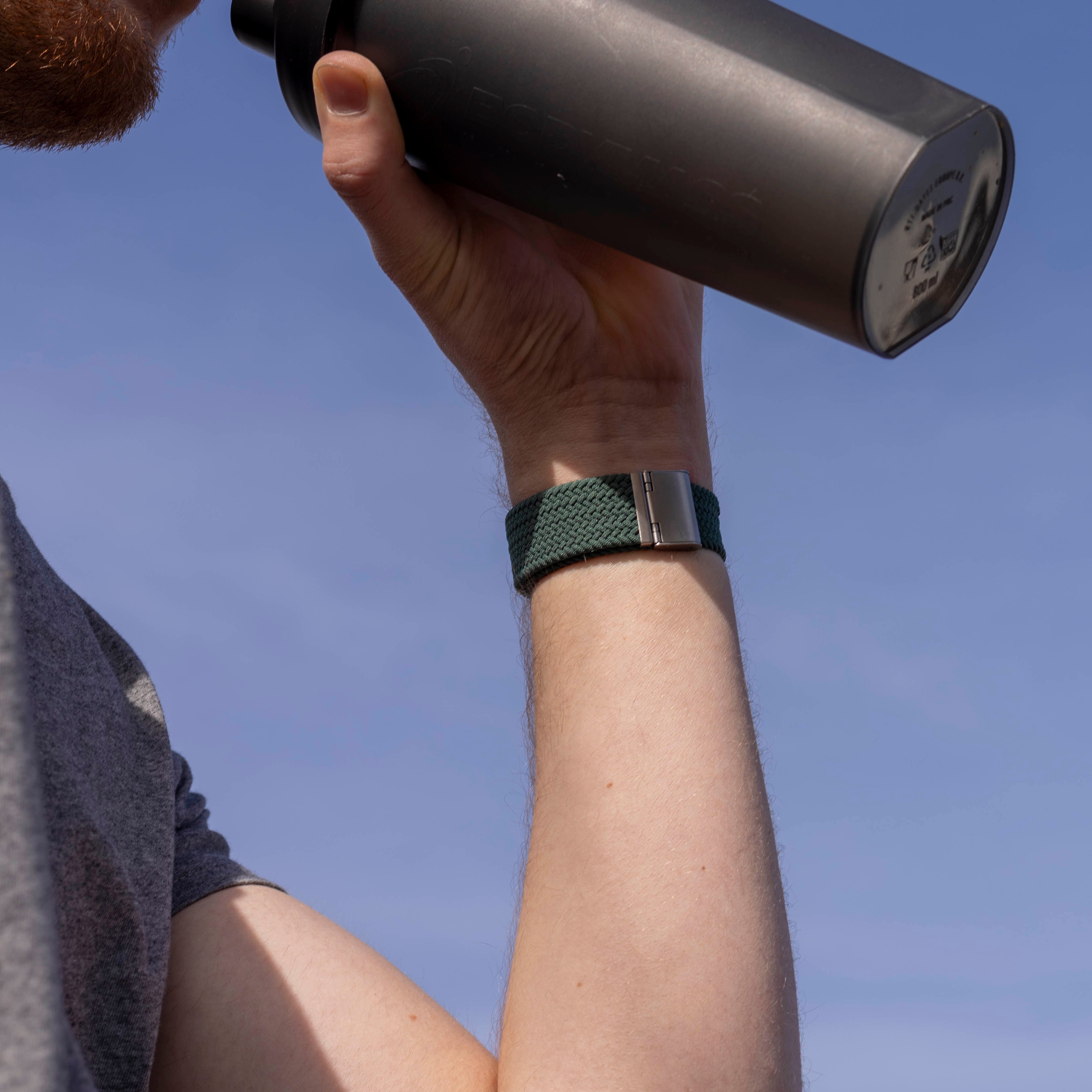 Fitbit Versa 3 verstelbaar gevlochten bandje (donkergroen)