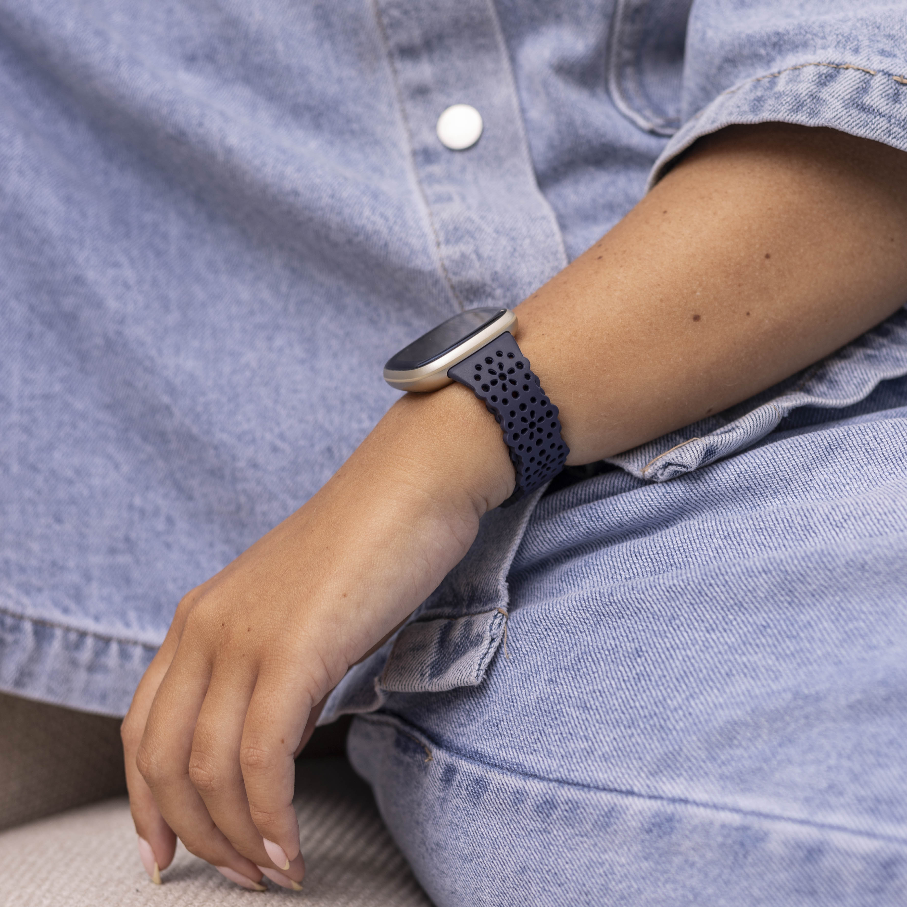 Fitbit Versa 3 siliconen bandje met patroon (donkerblauw)