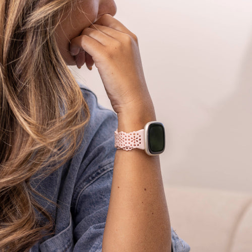 Fitbit Versa 3 siliconen bandje met patroon (lichtroze)