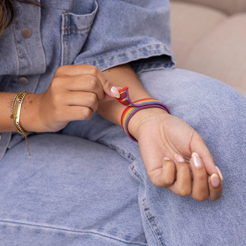 Fitbit Sense nylon bandje (regenboog)