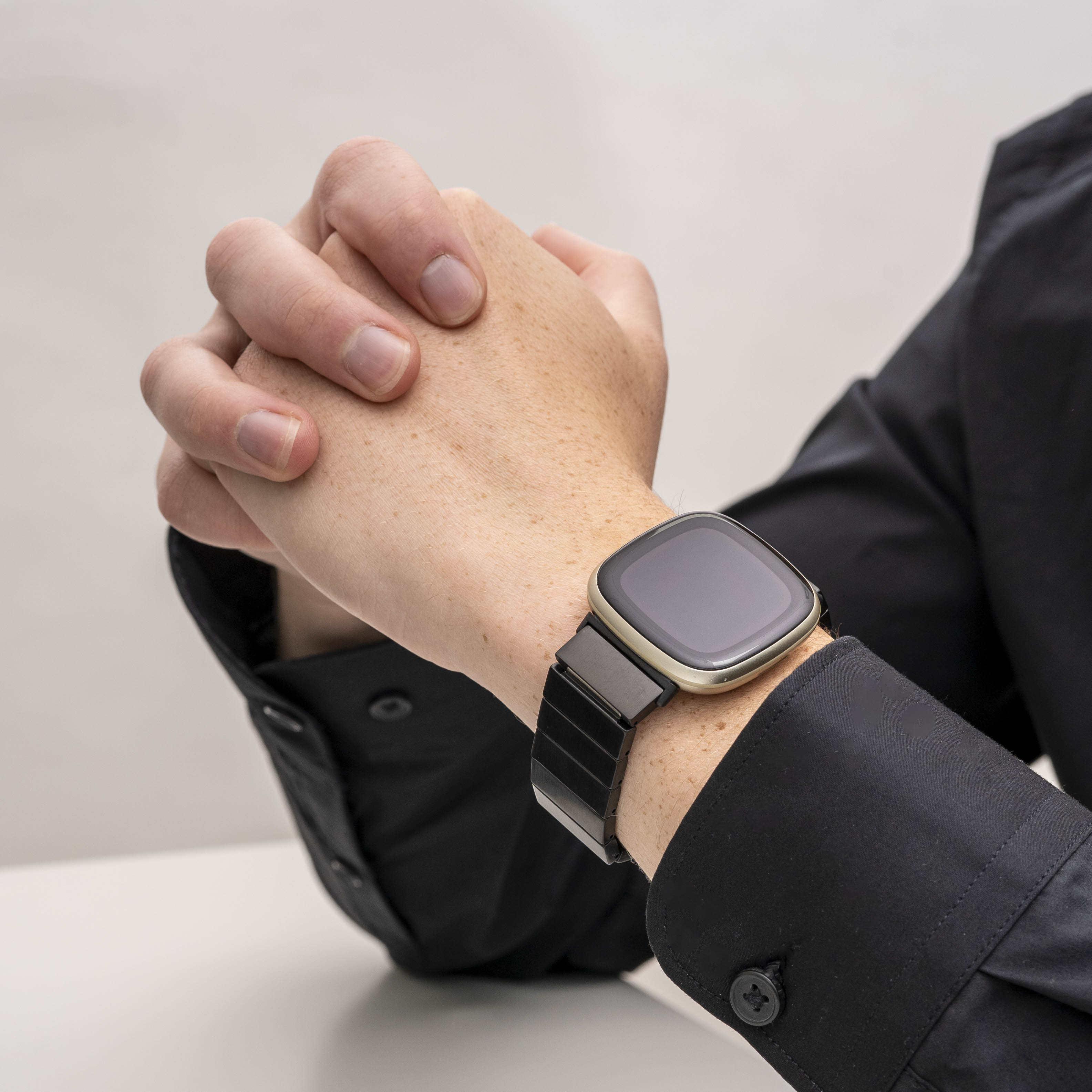 Fitbit Versa 3 metalen bandje (zwart)