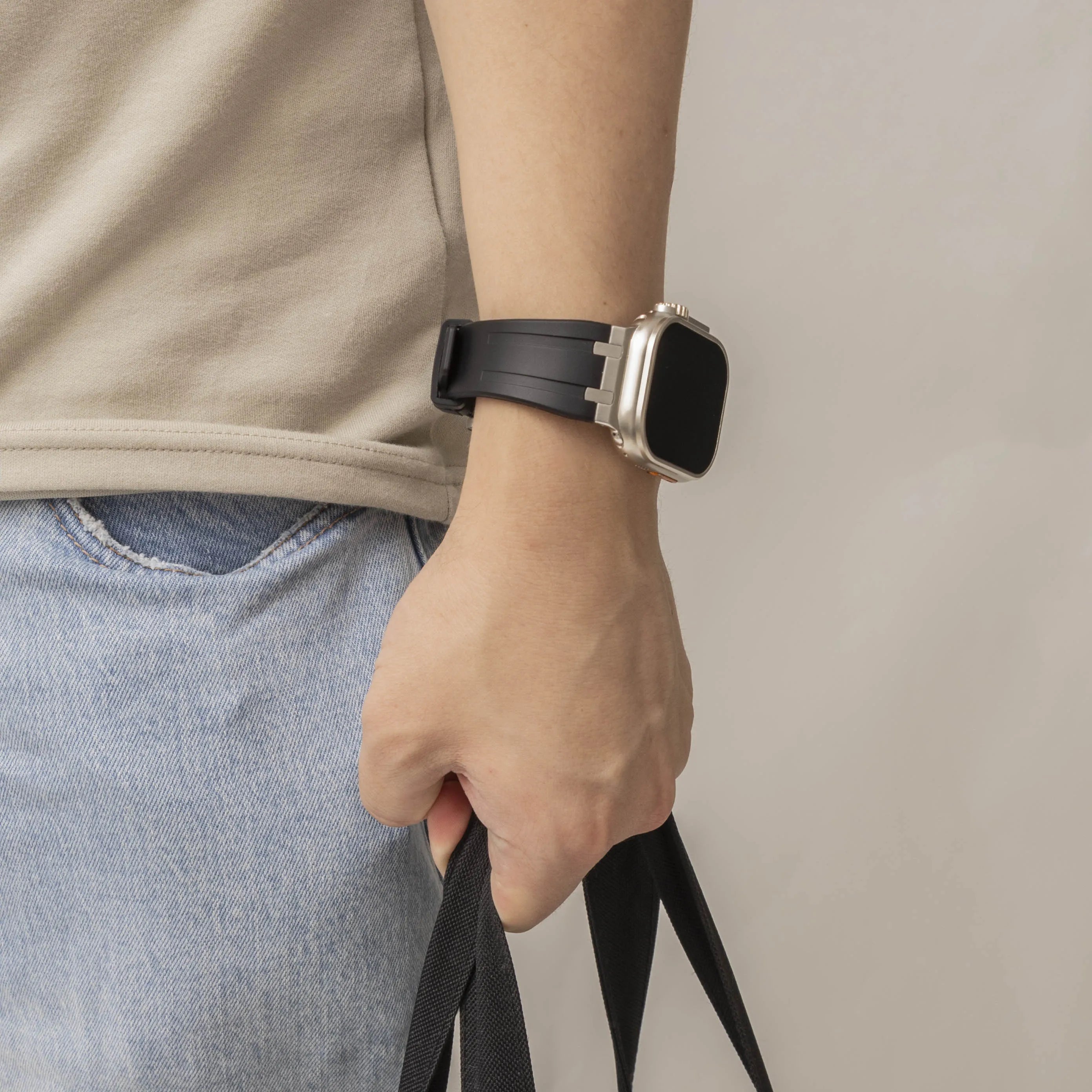 Bandz Apple Watch siliconen band 'Luxe Liquid' (zwart met zilver)