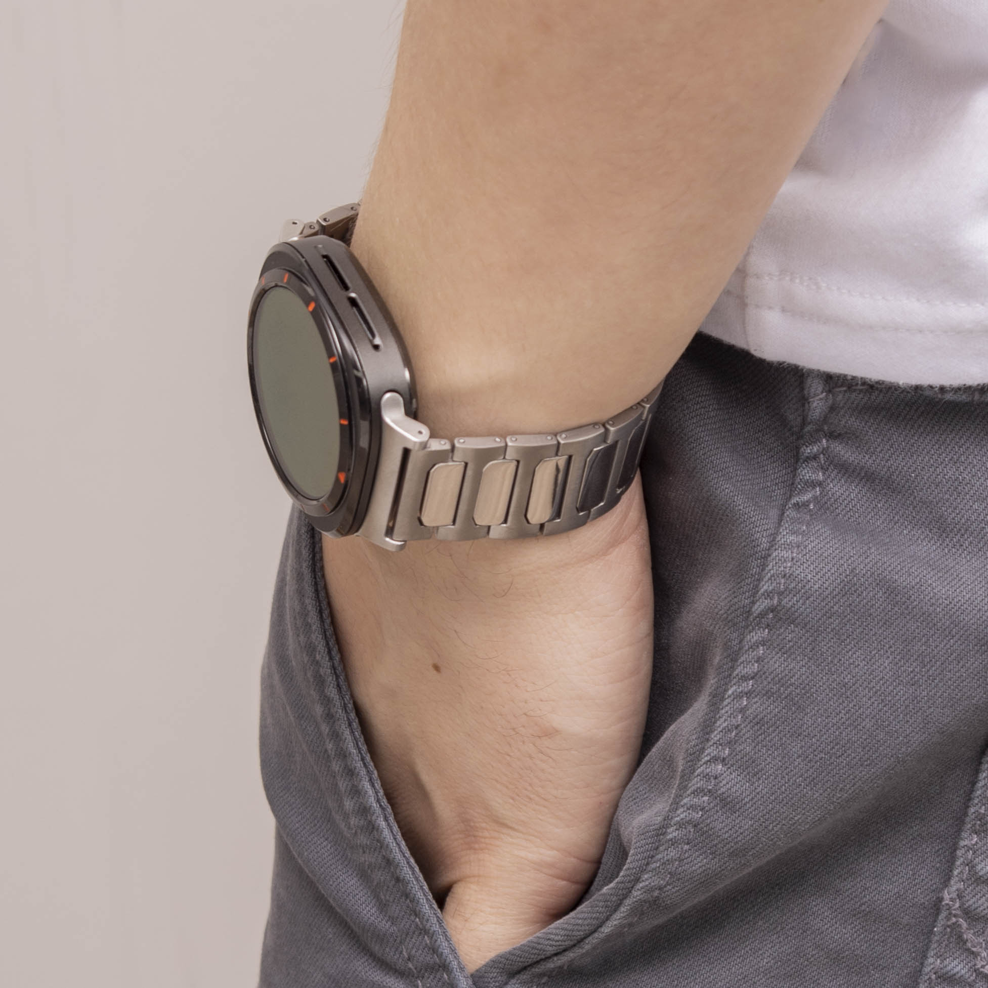 Bandz Samsung Galaxy Watch Ultra titanium band 'Deluxe' (zilver)