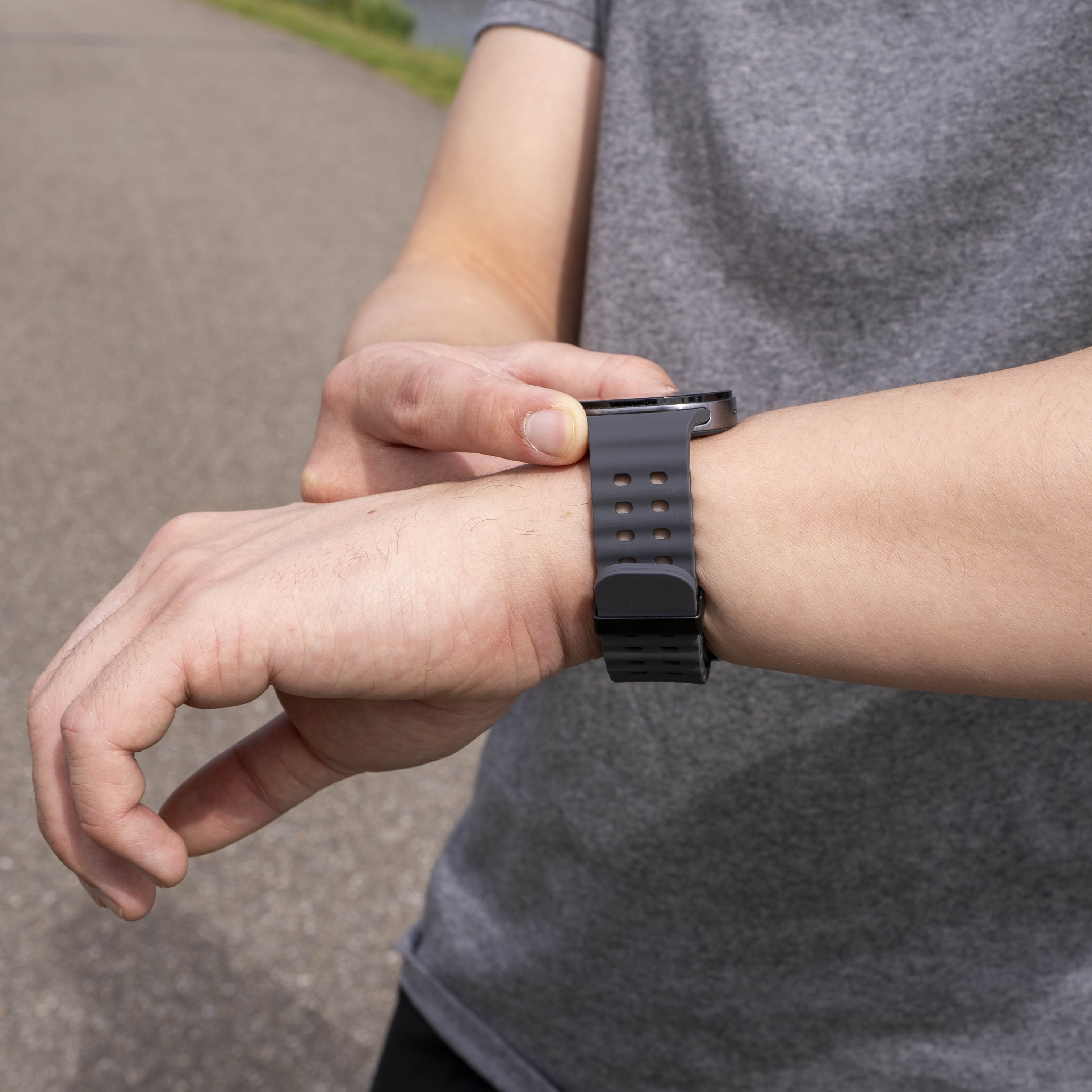 Samsung Galaxy Watch 8 Classic Ocean bandje (donkergrijs)