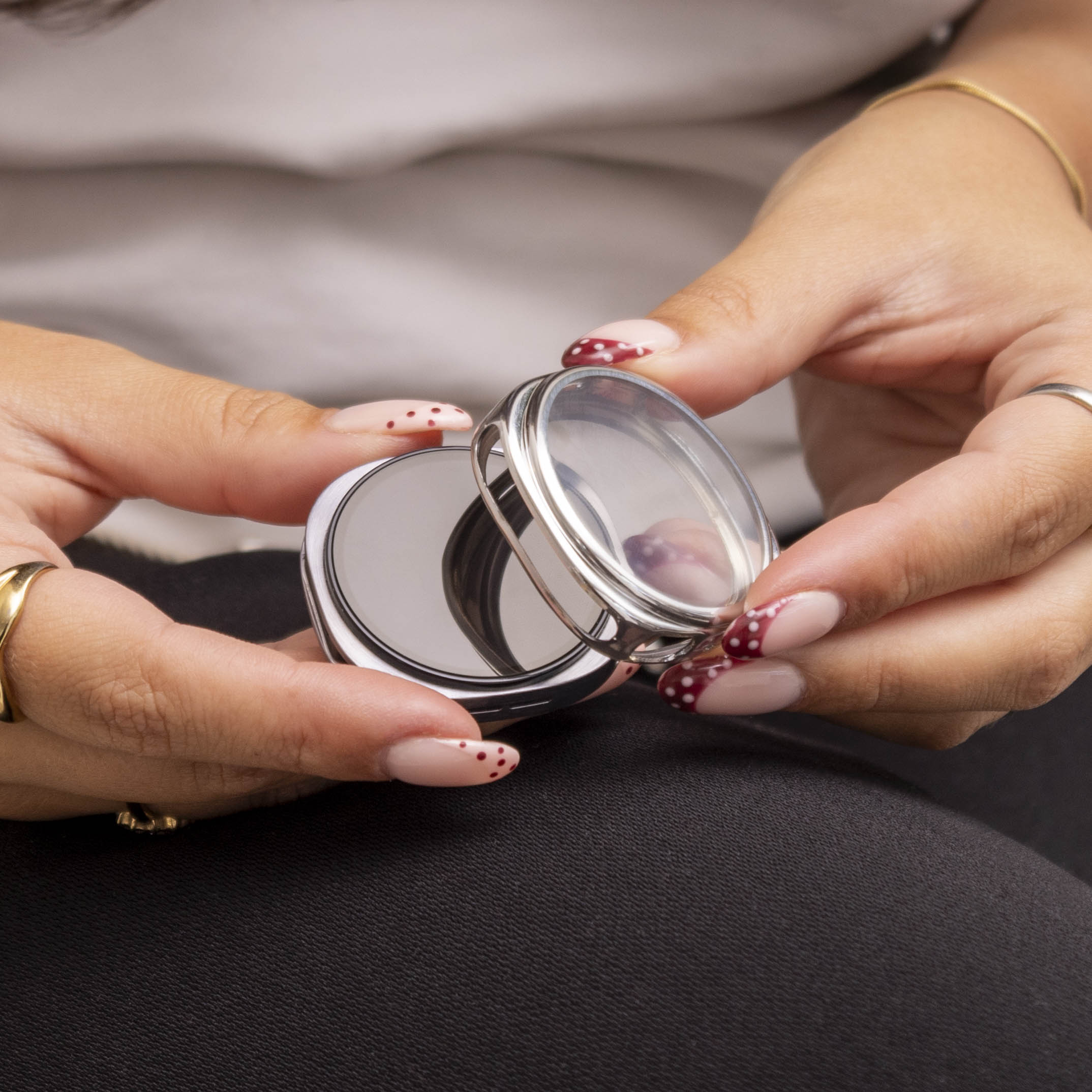 Samsung Galaxy Watch 8 - 40mm TPU case (zilver)