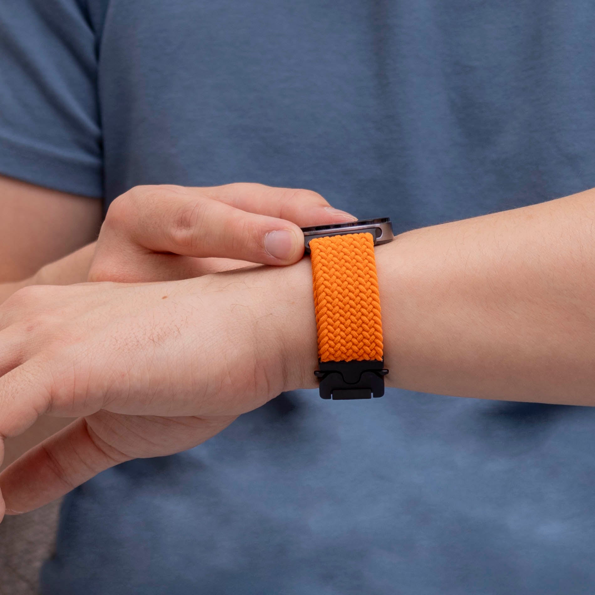  Samsung Galaxy Watch 8 - 44mm gevlochten band met P-buckle (oranje)