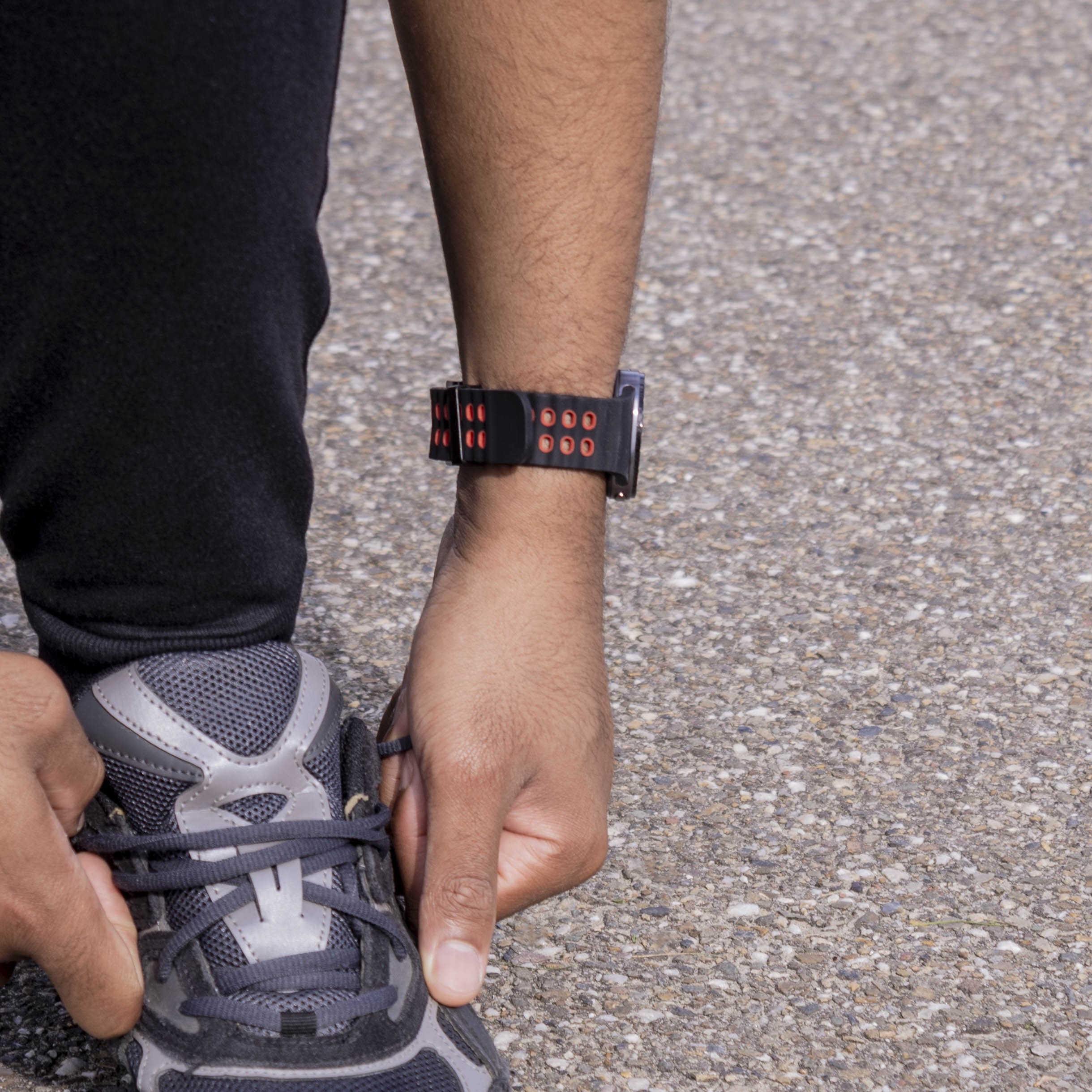 Samsung Galaxy Watch 8 - 44mm Ocean Strap (Black/Red)