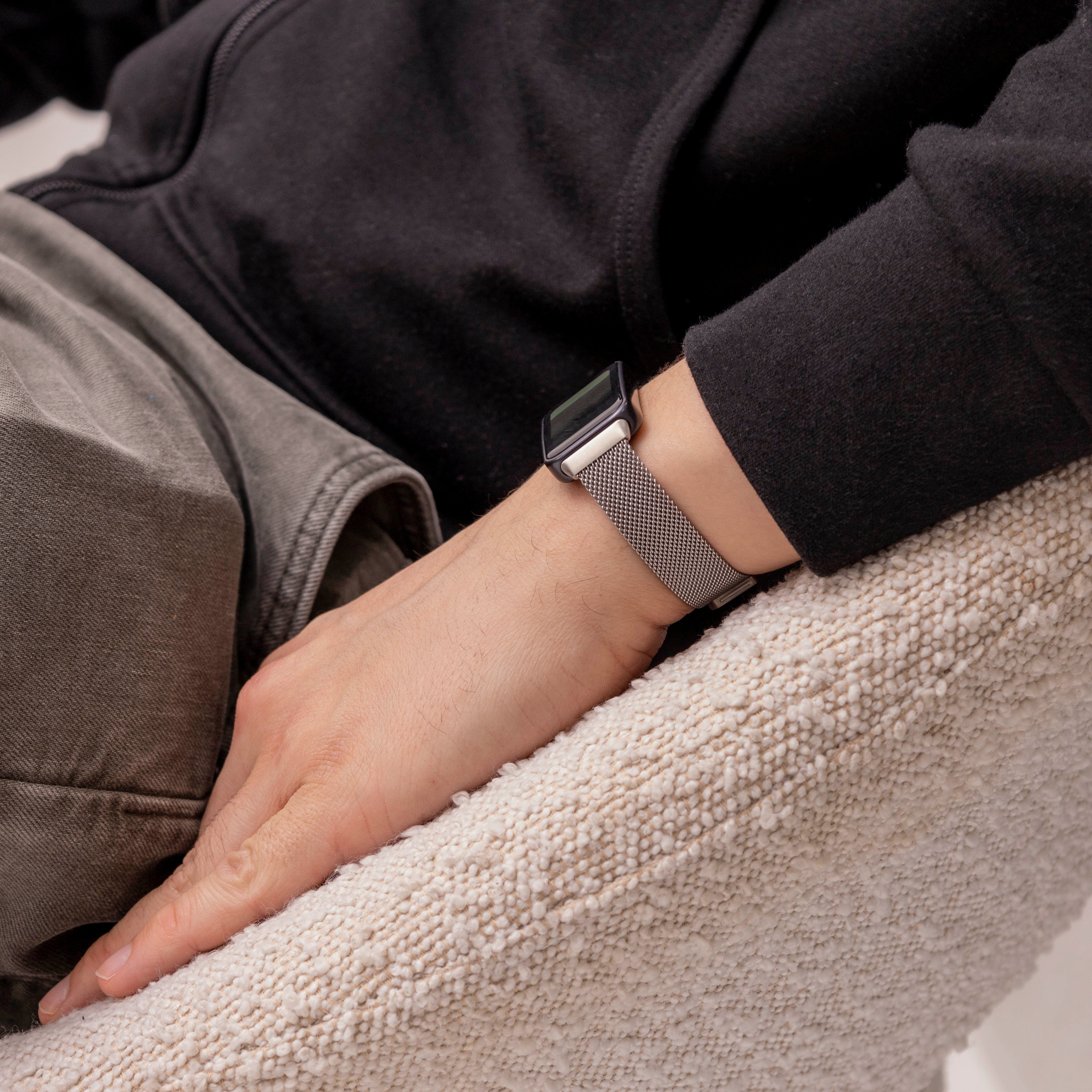 Huawei Band 8 Milanese band (zilver)