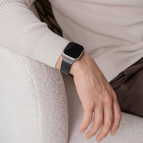 Apple Watch Ultra Luxurious Steel Strap (Black)
