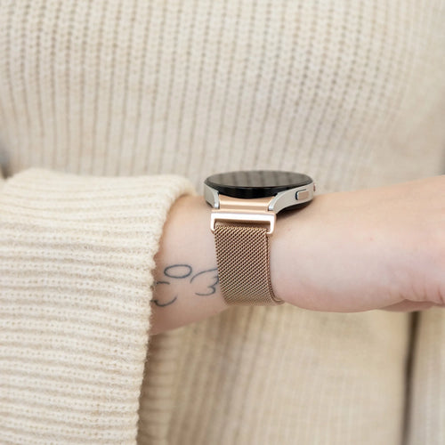 Milanese Strap 'One Push', rose gold, lifestyle photo