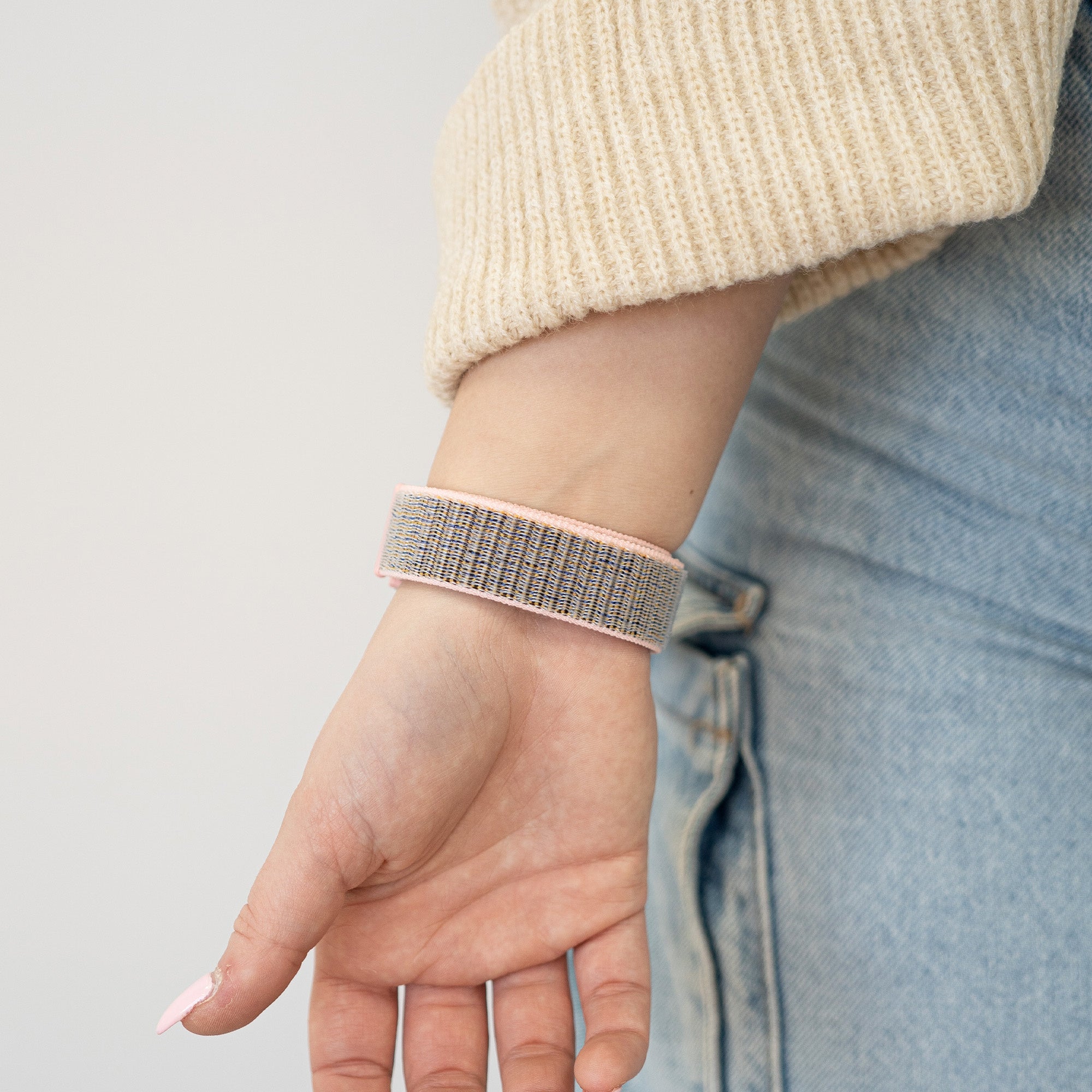 Nylon Strap 'One Push', pink, lifestyle photo