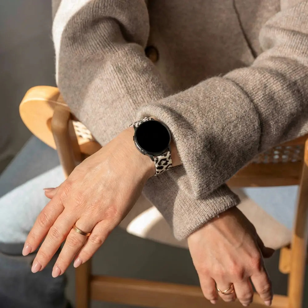 Bandz Garmin Vivomove HR siliconen band 'Lucky Leopard'