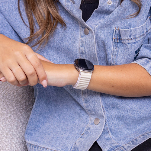  Samsung Galaxy Watch 8 - 40mm wave nylon bandje (sterrenlicht)