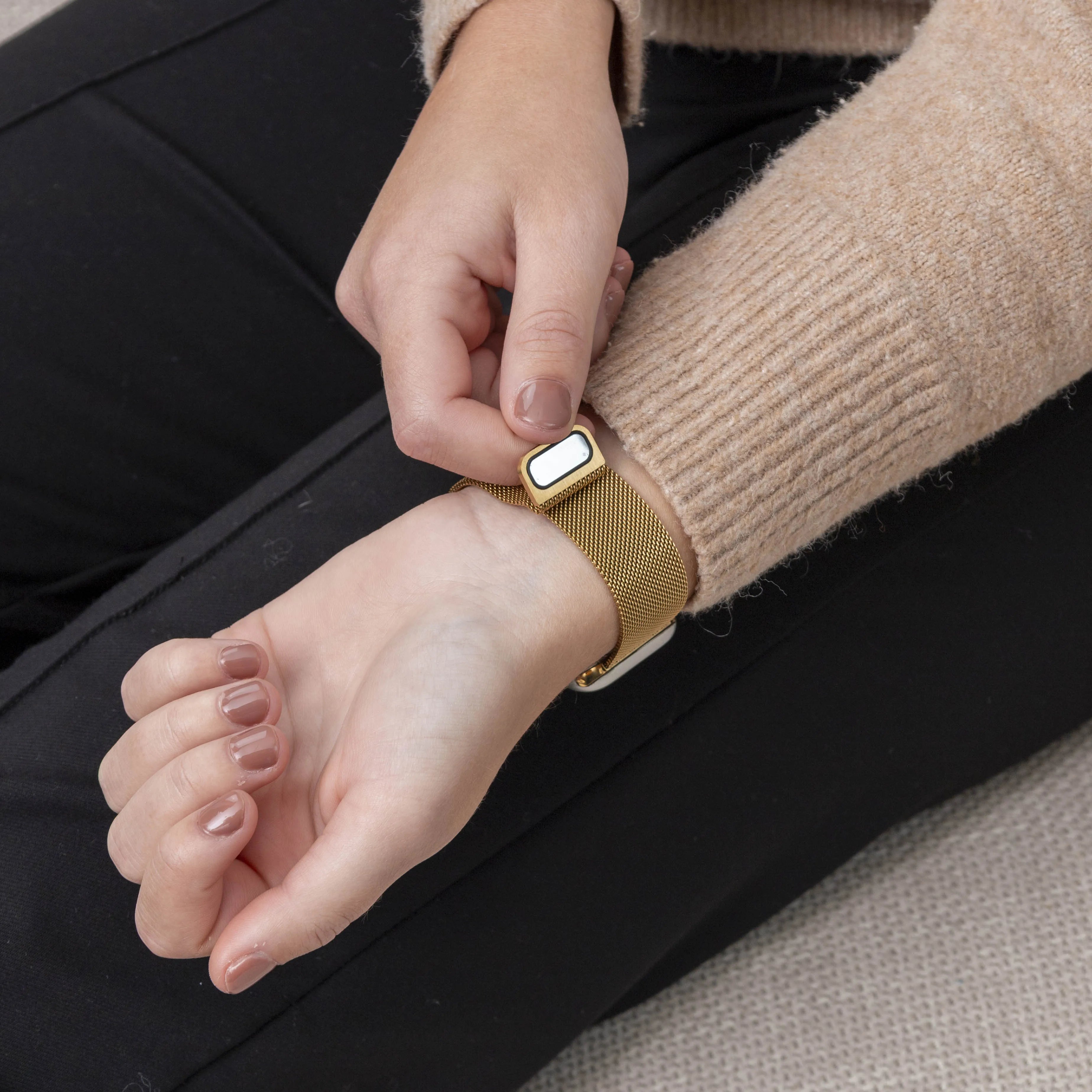 Fitbit Inspire 3 Milanese band (goud)