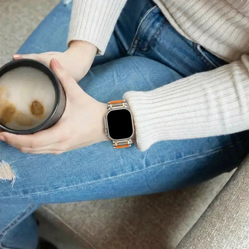 Bandz Apple Watch Ultra nylon band 'Explorer' (oranje met titanium)