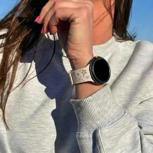 Samsung Galaxy Watch 8 - 40mm flower silicone band (sterrenlicht/beige)