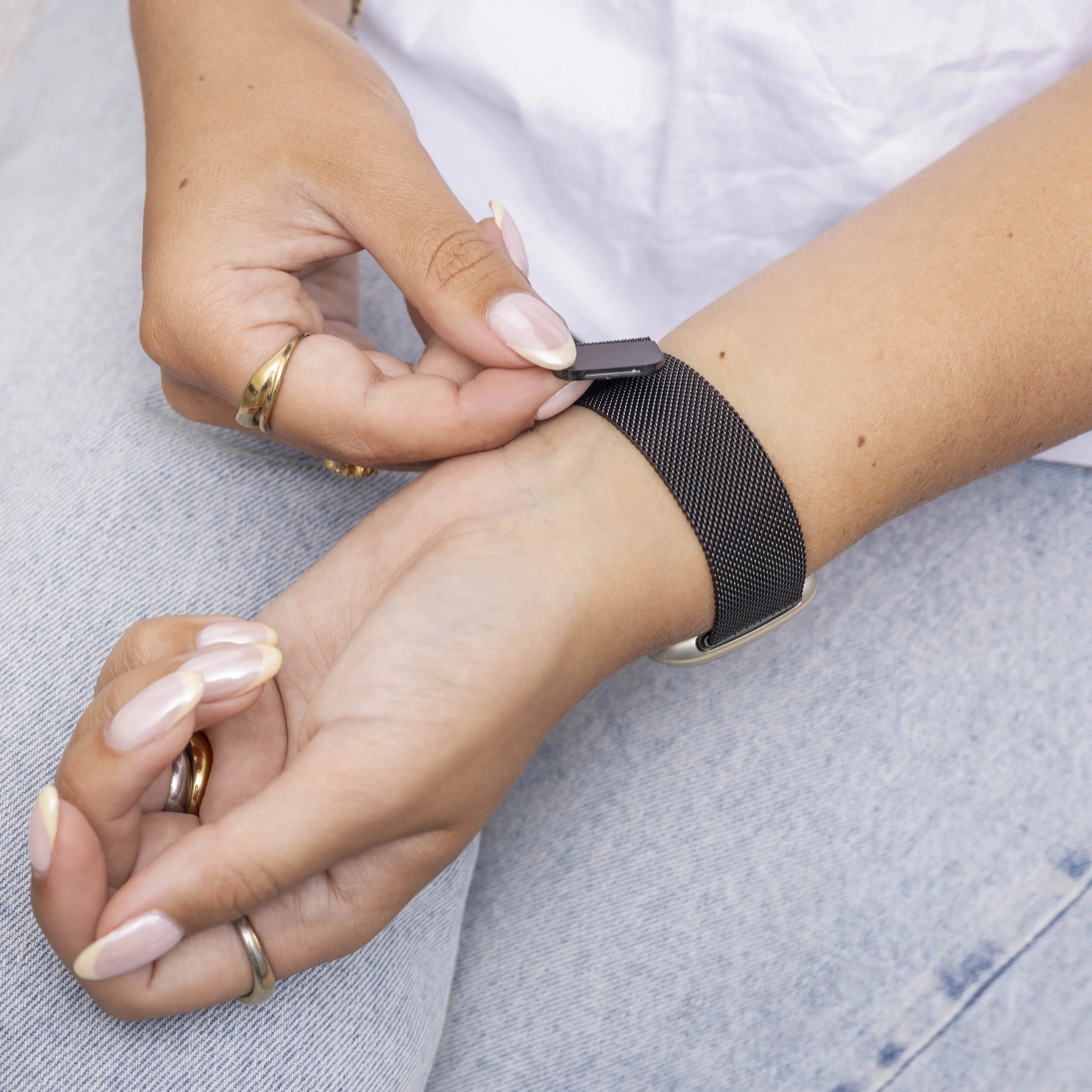 Fitbit Versa 3 Milanese band (zwart)