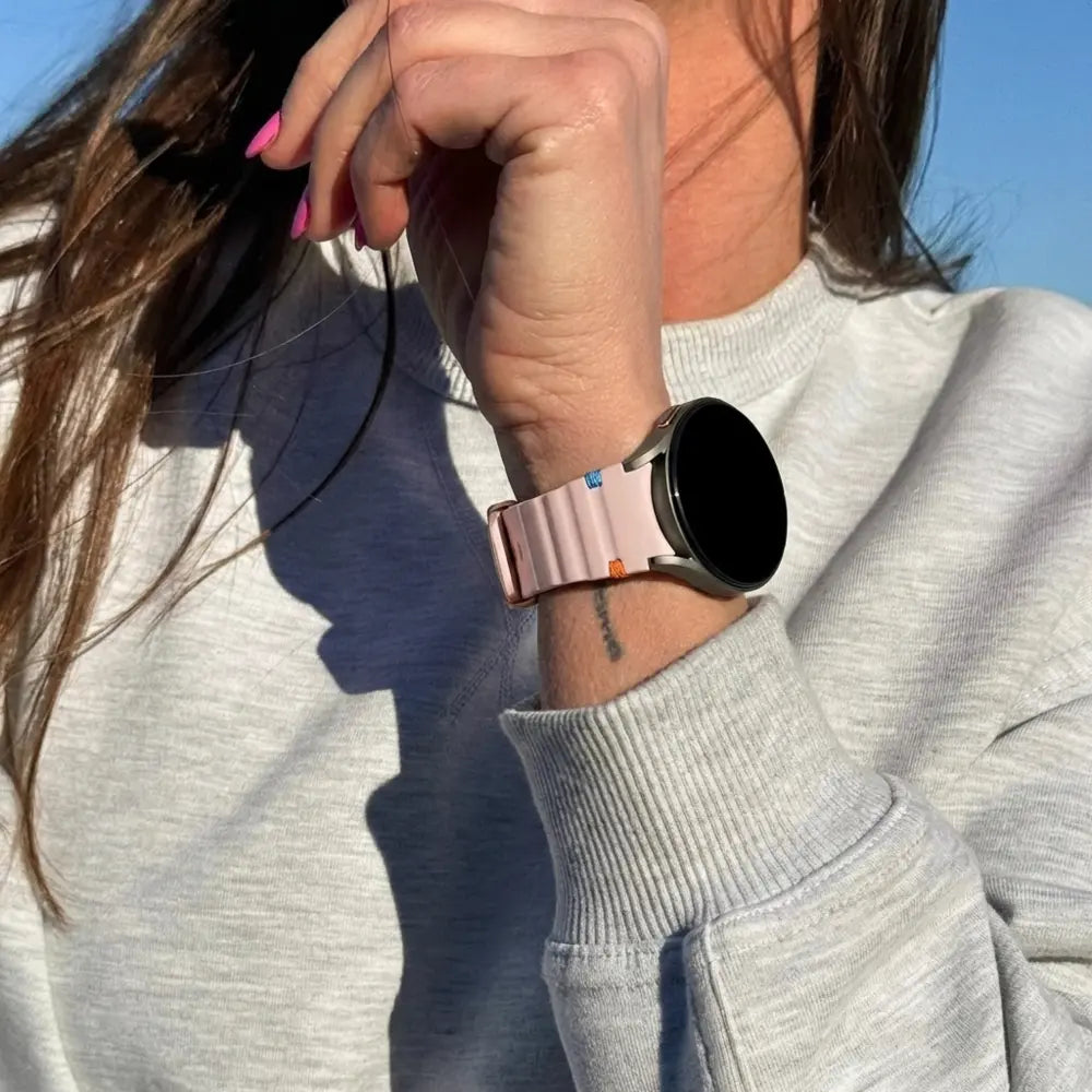 Bandz Samsung Galaxy Watch 4 Classic 46mm Wave Strap 'Easy Fit' (Light Pink)