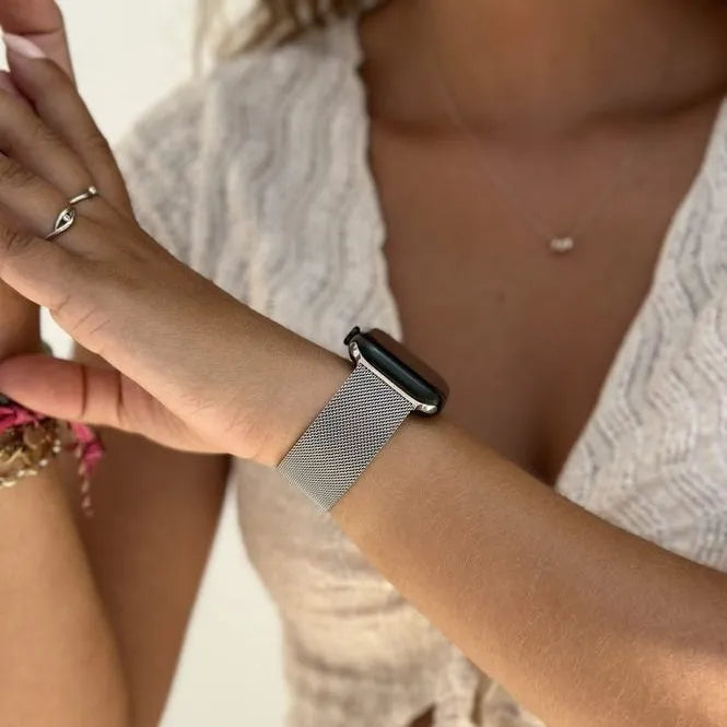 xoxo Wildhearts Apple Watch Milanese band (zilver)