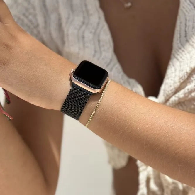 xoxo Wildhearts Apple Watch Milanese band (zwart)